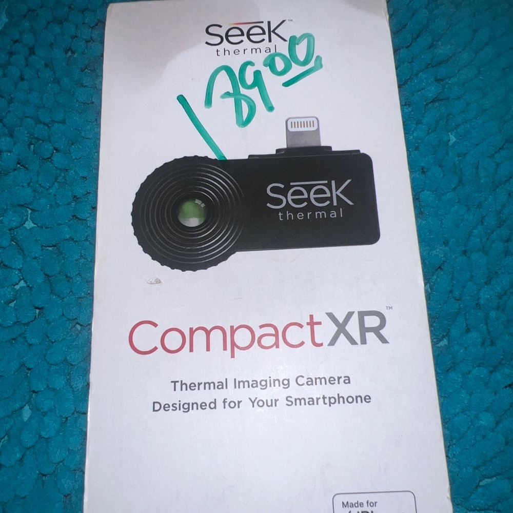 A hookup camera to any iphone or ipad
